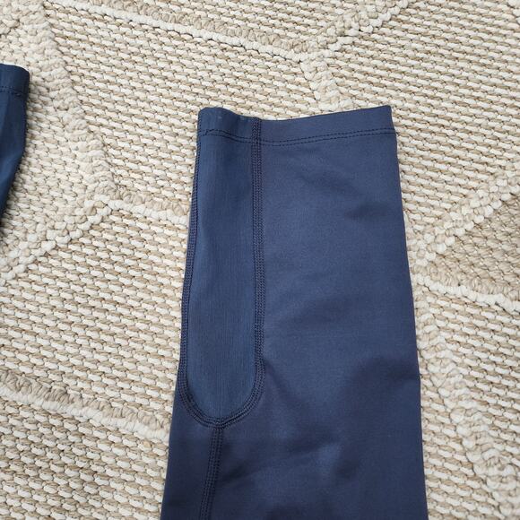 Nike blue women's size medium crop leggings - Picture 3 of 10